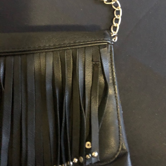 3/$20💕Small black purse with fringe on front - Picture 7 of 8